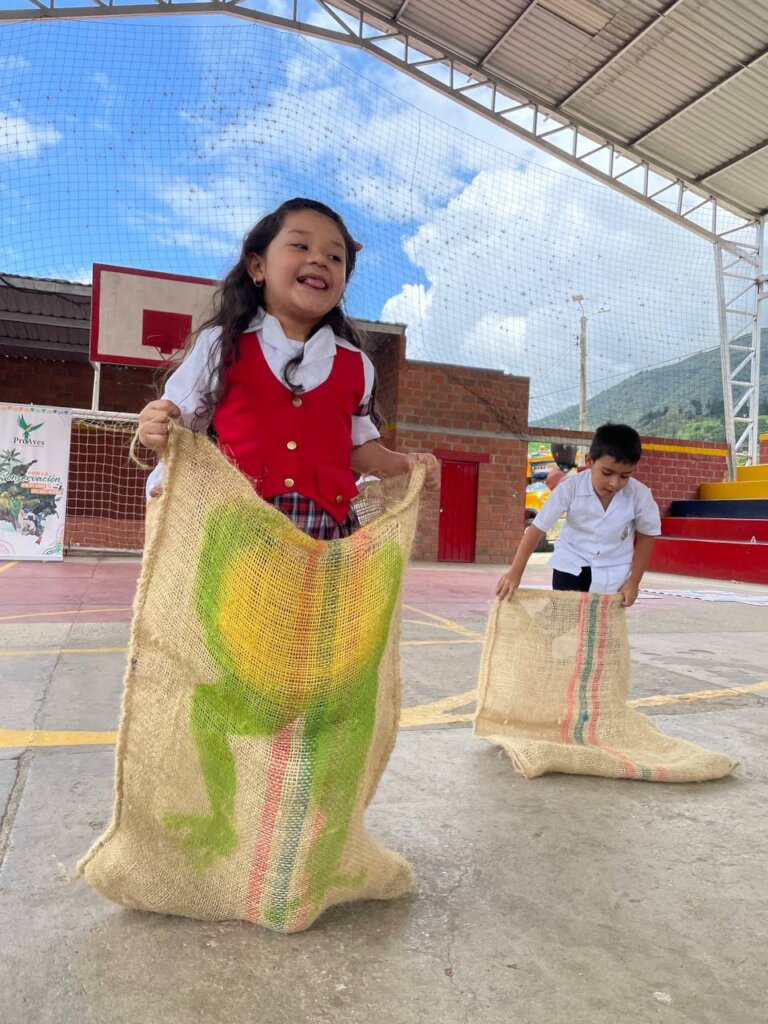 Conservation Education for 60,000 Colombian Youth!