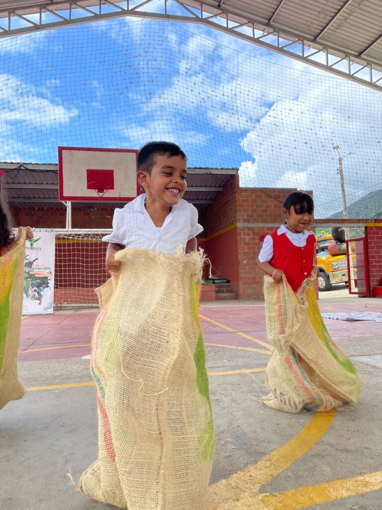 Conservation Education for 60,000 Colombian Youth!
