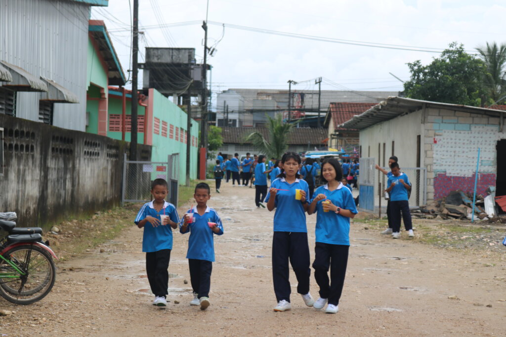 Myanmar Migrant Youth: Education & Mental Health
