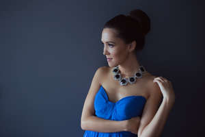 Tara Teng, Miss World Canada, in Kelly necklace