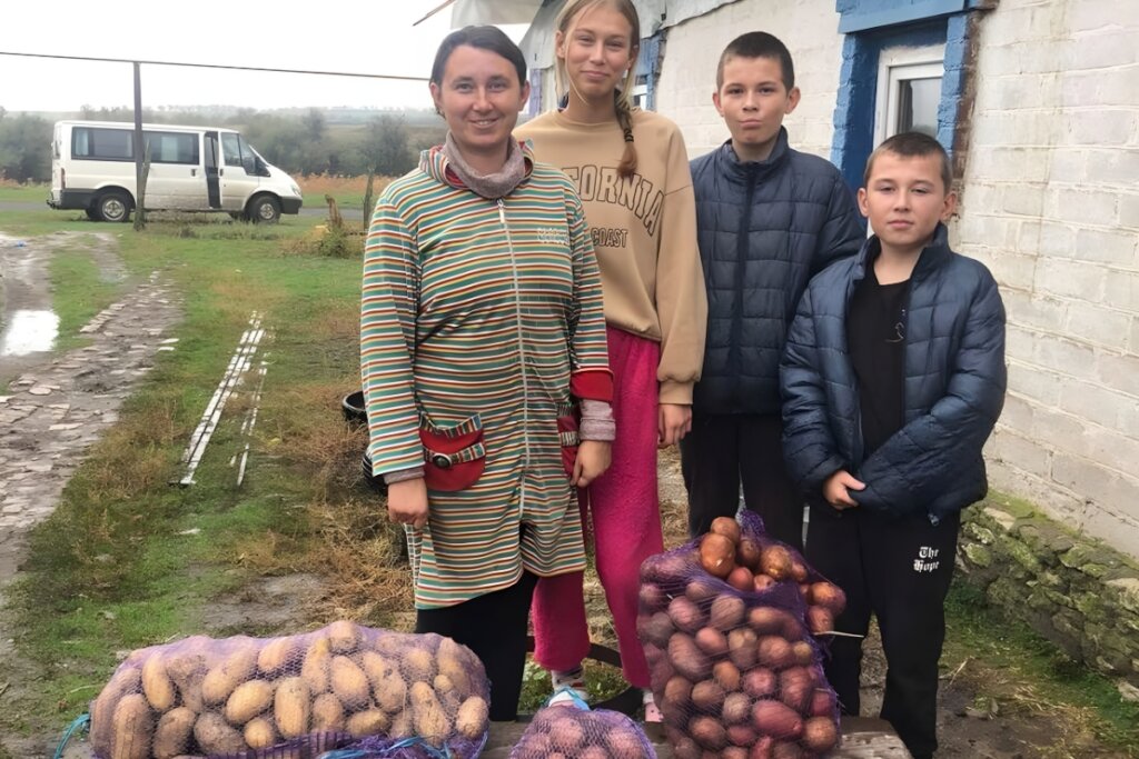 Emergency Food for Families in Ukraine
