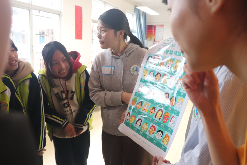 Psychodrama courses to 50 left-behind teens