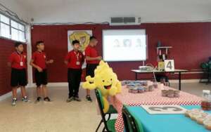 Students presenting their entrepreneurship