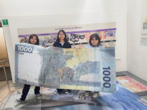 Elementary students visits de MIDE museum