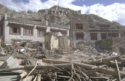 Provide emergency support to 500 families in Leh