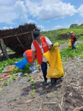 beach cleanup