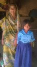 Kavya with her mother Geeta Devi