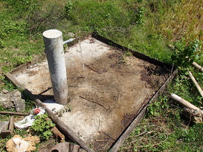Concrete Tapstand