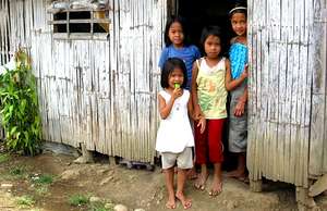 Paang Bundok children