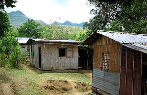 Villagers' houses in Paang Bundok