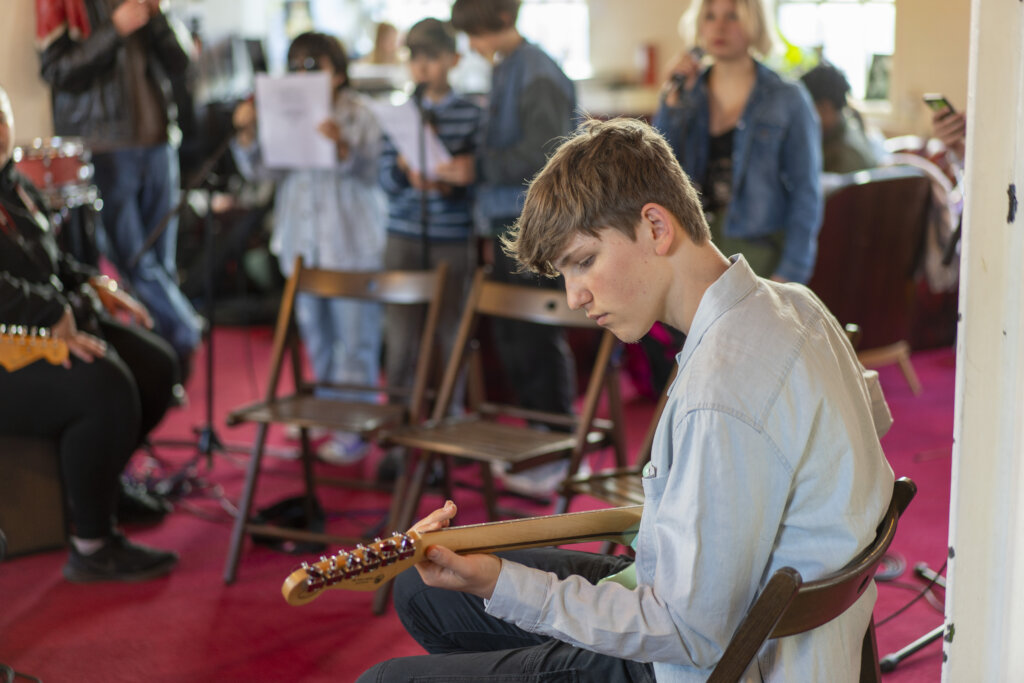 The Bob Buiaroski Bursary Fund