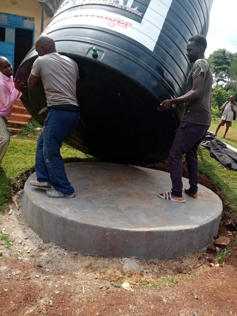 Help bring Clean Water to Rural Schools in Kenya !