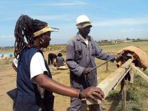 Fiona working with a construction trainer