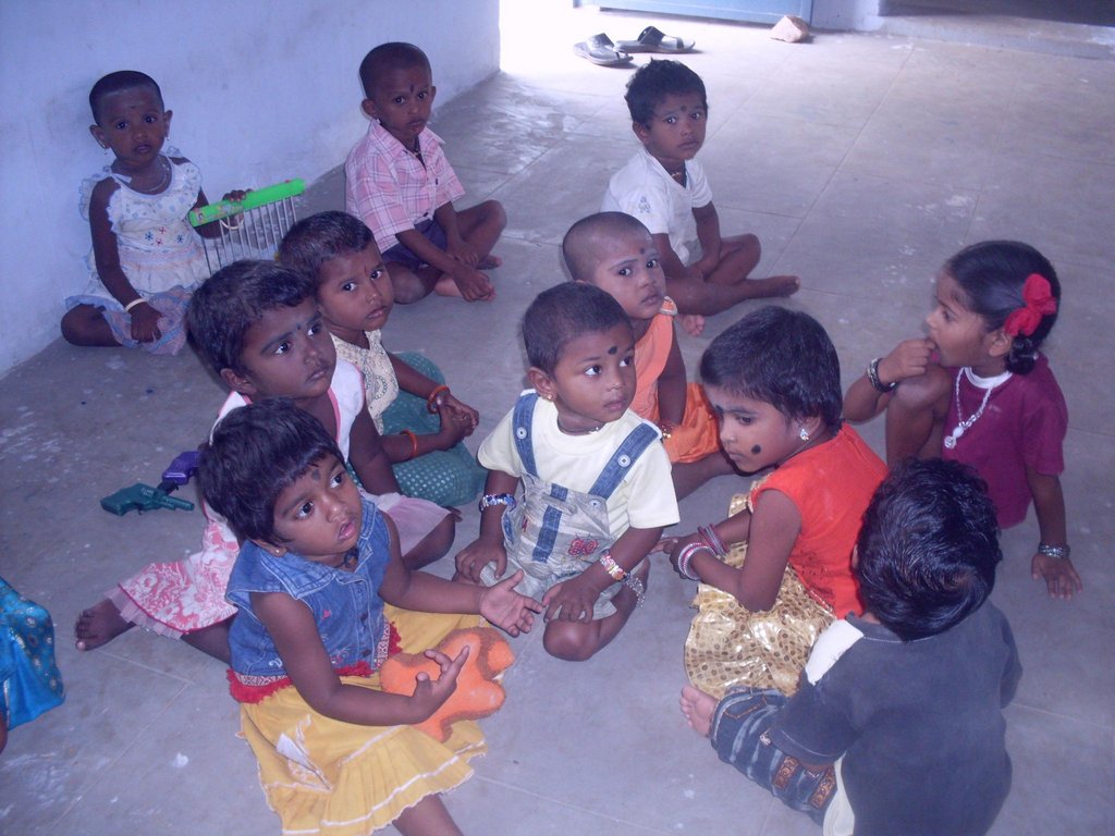 Care and Starvation free for 100 kids in India