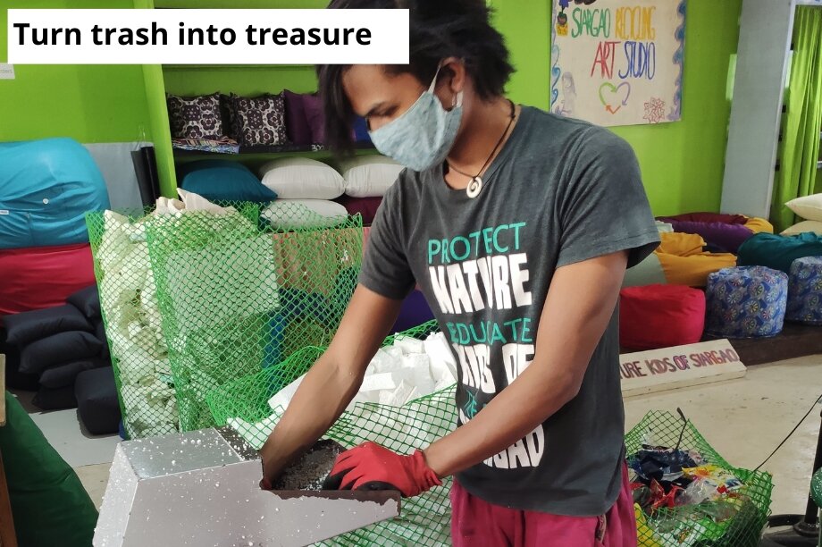 Save a paradise island from drowning in plastic