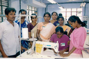 EDUCATR conducting modern dress making course