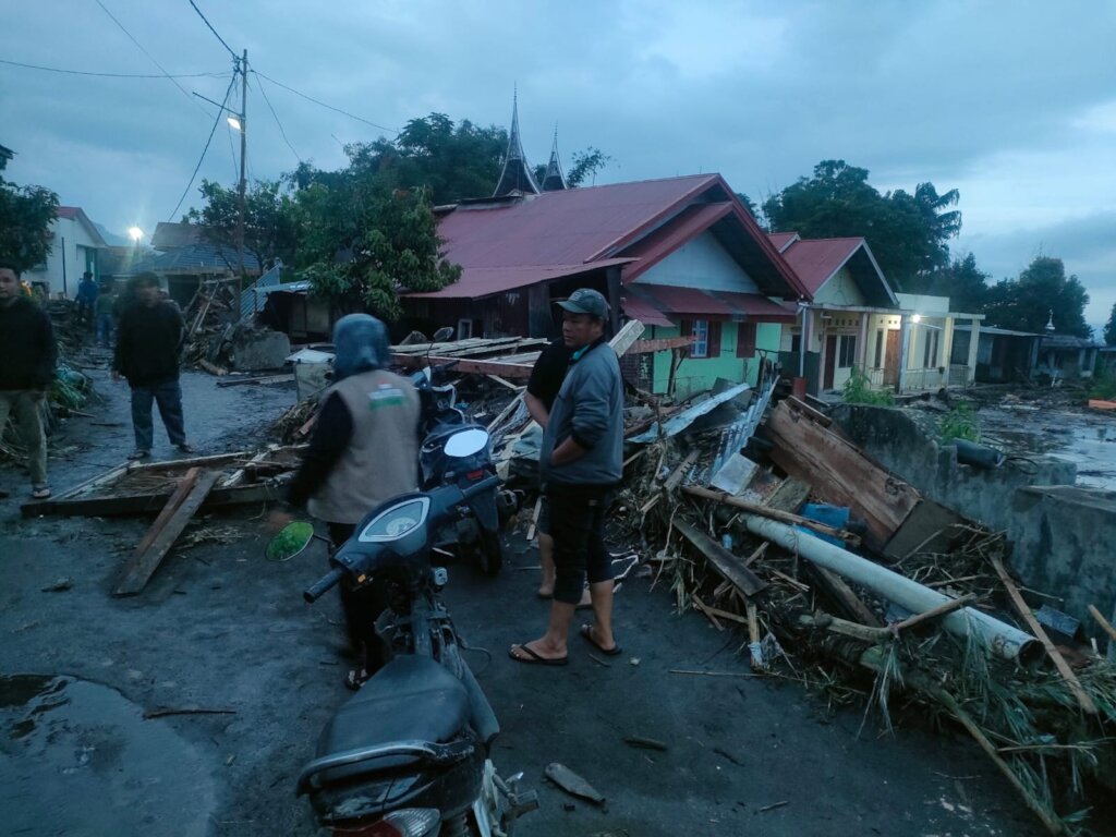 Asar Humanity team on the ground