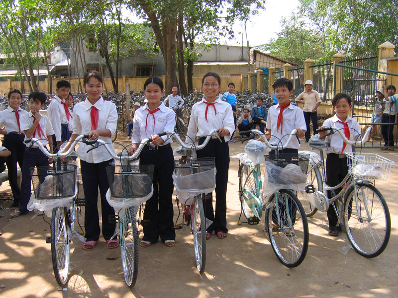 Help children in need in Vietnam stay in school