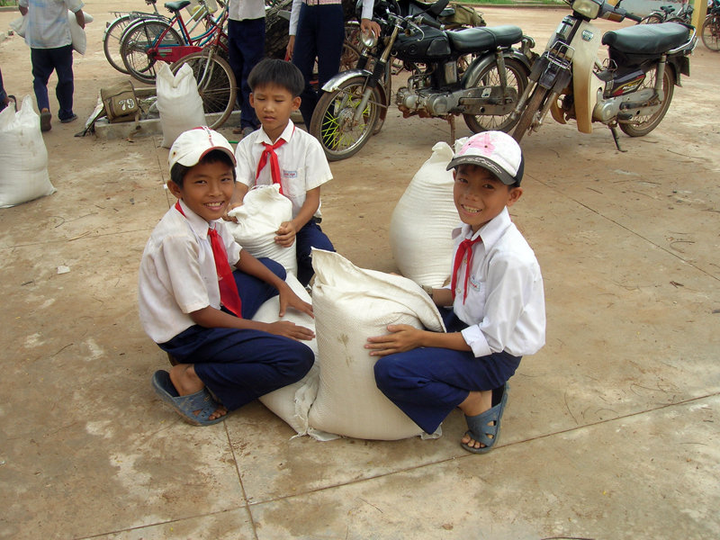 Help children in need in Vietnam stay in school