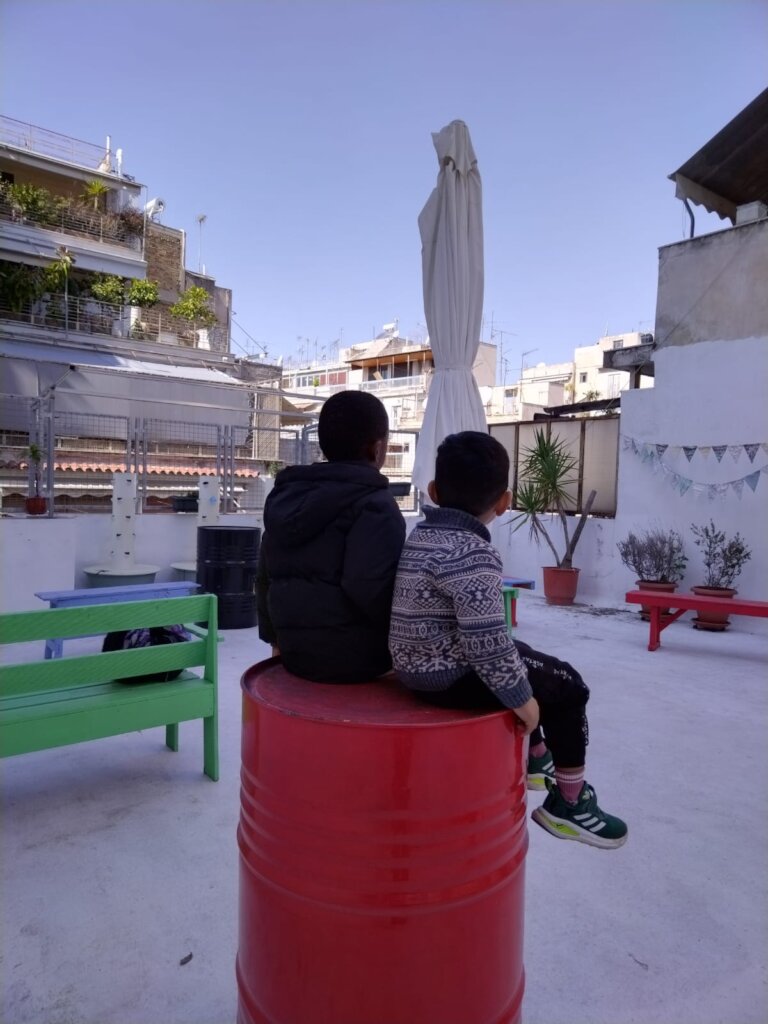 Aid and inclusion for refugee women & children