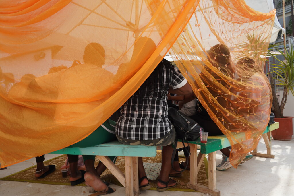 Aid and inclusion for refugee women & children