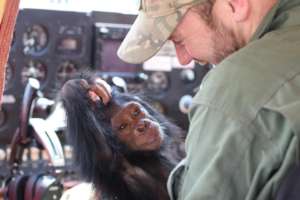 Anthony, the pilot taking the chimp to Lwiro