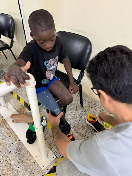 Step by Step: Help Yonni Move Forward