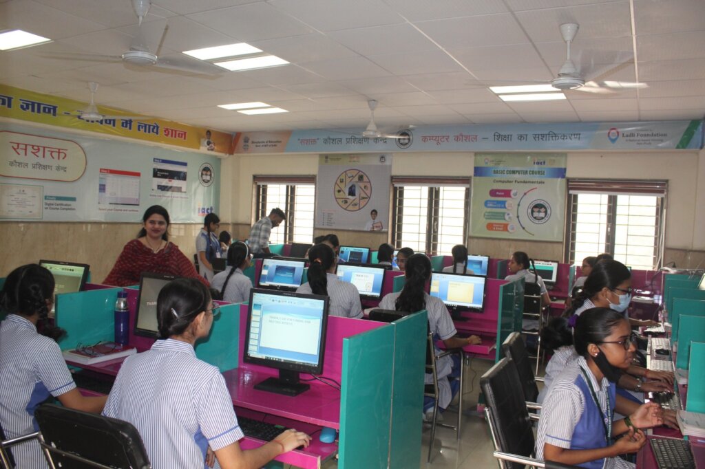 Set UP 1000 Computer Centers in Government schools - GlobalGiving