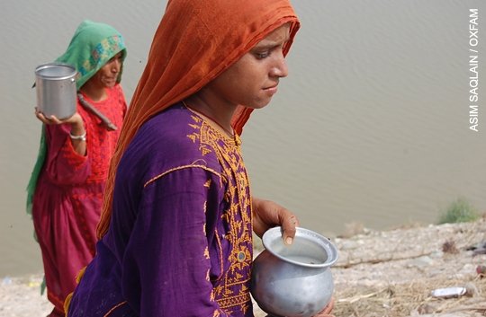 Oxfam providing immediate relief in Pakistan