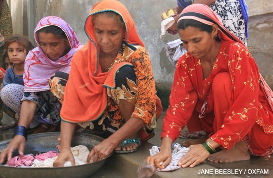 Oxfam providing immediate relief in Pakistan