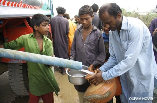 Oxfam providing immediate relief in Pakistan