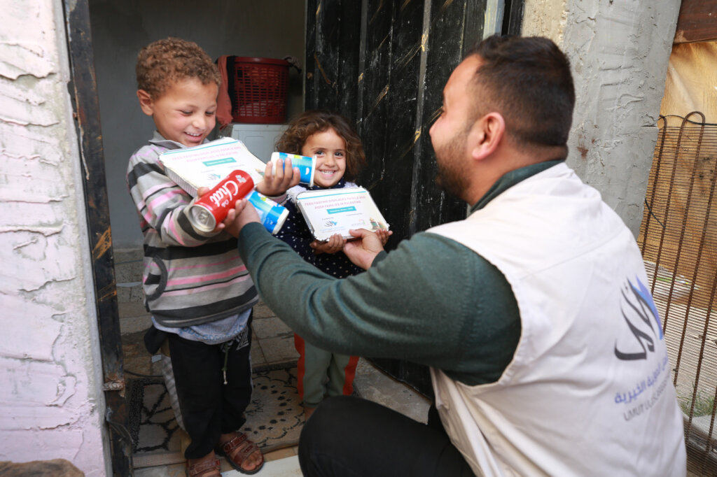 Iftar Meals For 3000 Orphans In Gaza