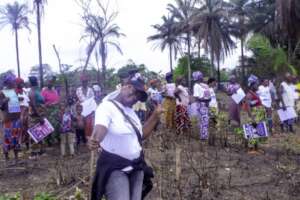 The women and Volunteers