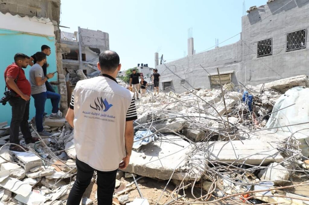 Sponsorships for 200 Orphans In Gaza And Syria