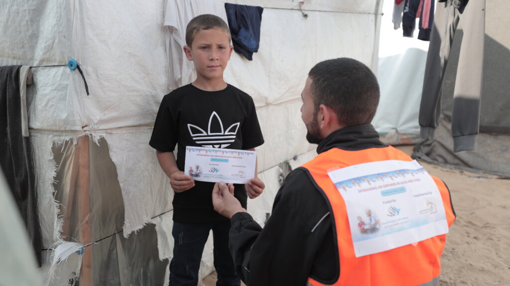 Sponsorships for 200 Orphans In Gaza And Syria