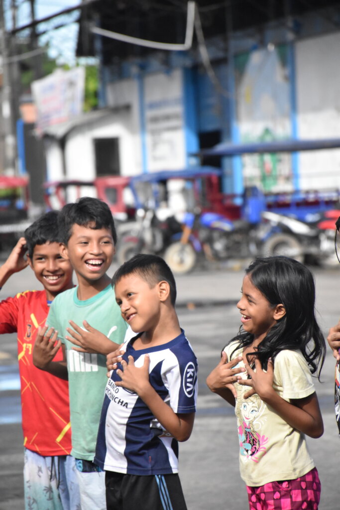 Support children education in Peruvian Amazon