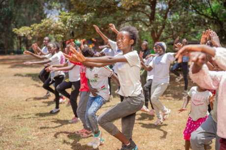 Keep 100 girls in Mukuru Kwa Njenga in school