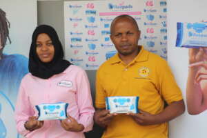 Pendaeli Amos with Reepads employee