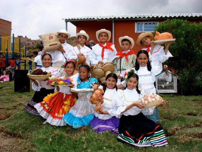 Wellbeing for 550 children & families in Colombia