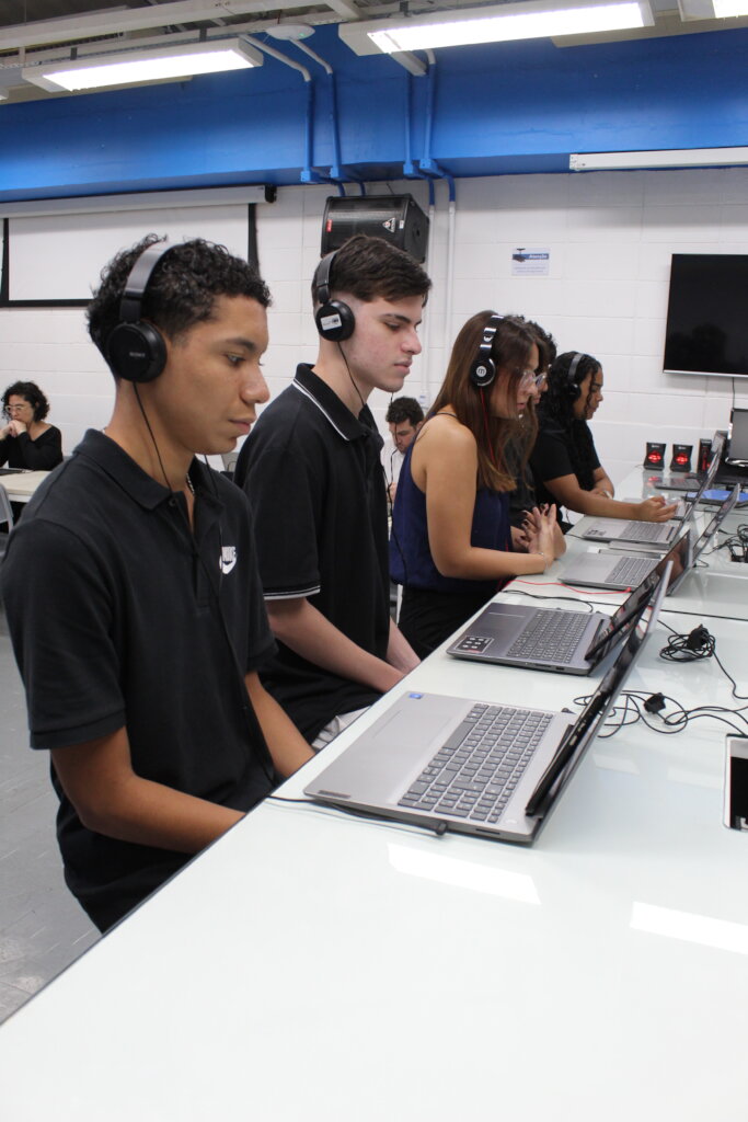 Empower 220 Futures: Youth Education in Brazil