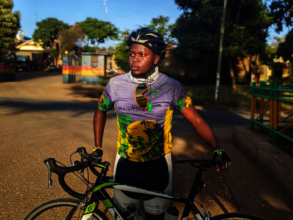 Melavin cycling photo