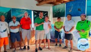 Recognition of whale shark tourism pioneers