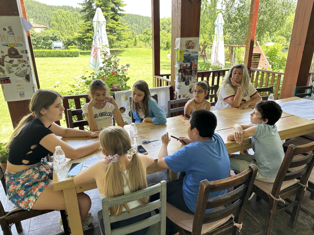 Buzzing Bees: Spelling Bee Summer Camp