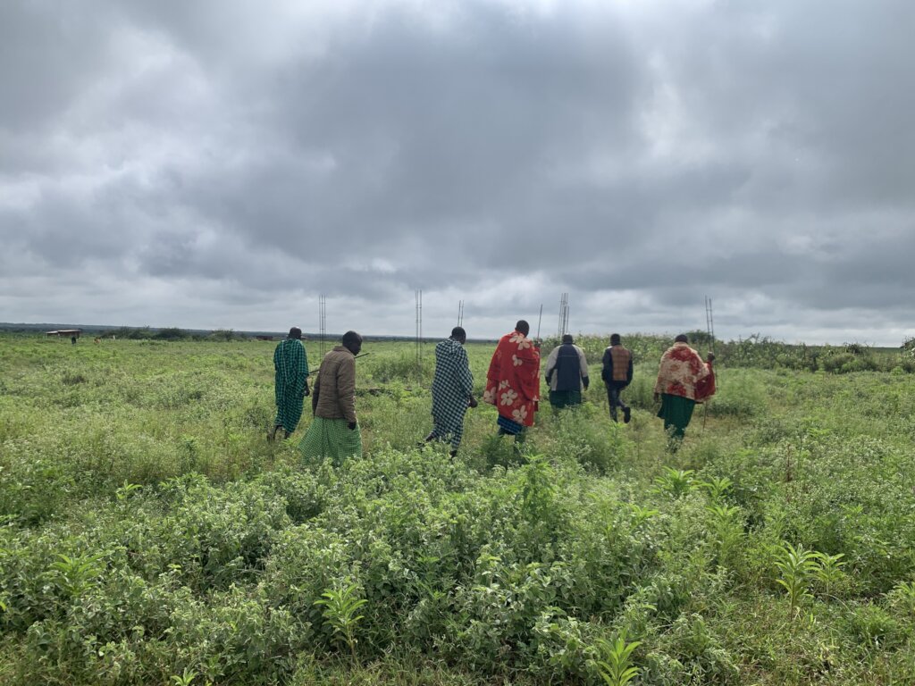 Build a school for 30 Maasai children in Tanzania