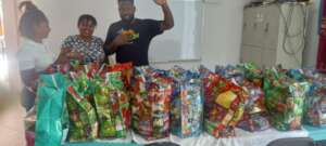 Food kit preparation for vulnerable families