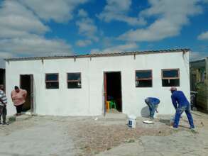Painting Silulutho's new building!