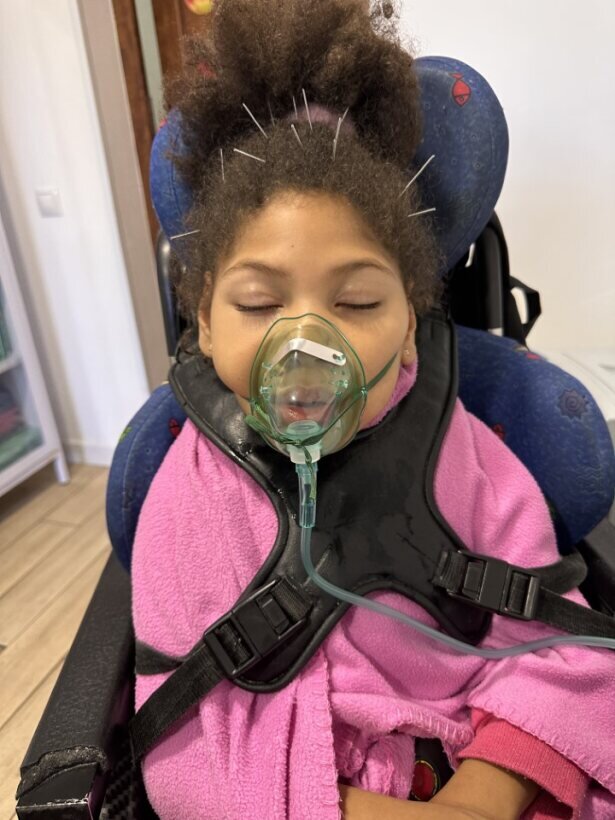 To rescue 100 Ukrainian children with disabilities