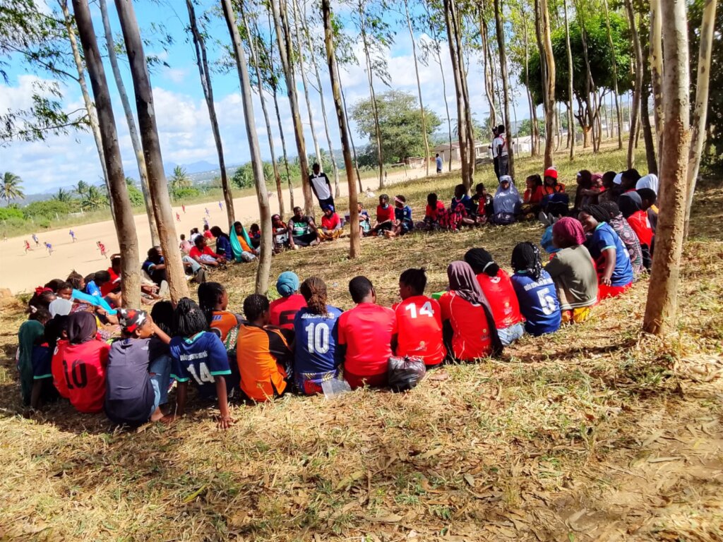 Empower girls through football and further in life