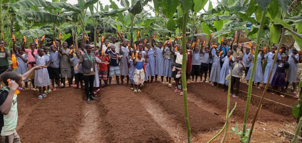 Help a Refugee Mother Feed Her Children