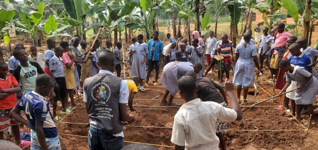 Help a Refugee Mother Feed Her Children